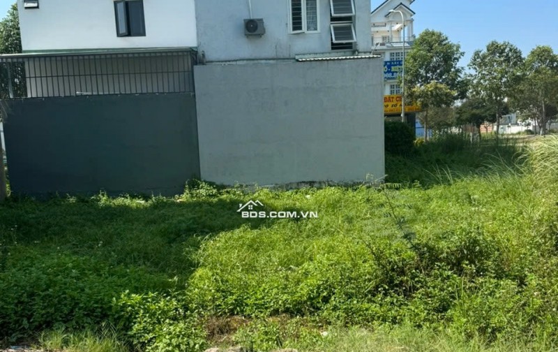 Chính chủ cần bán đất Nguyễn Hữu Trí giá chỉ 850tr 90 m2