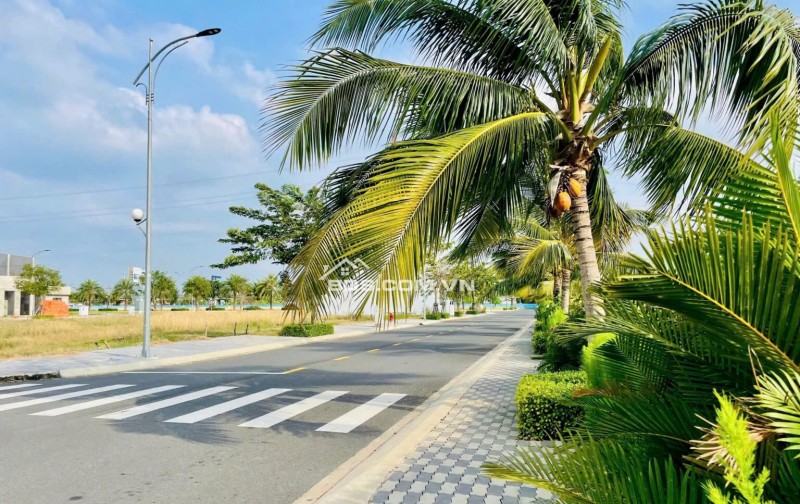 SIÊU PHẨM BĐS LONG AN ĐÓN ĐẦU SÓNG PHÍA TÂY