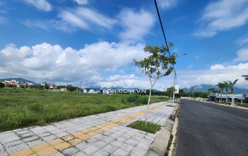 Tin Vui!! Đất Nền Khu Phố Chợ Đông Phú trong giai đoạn ra sổ, cơ hội vàng cho quý anh chị đầu tư.