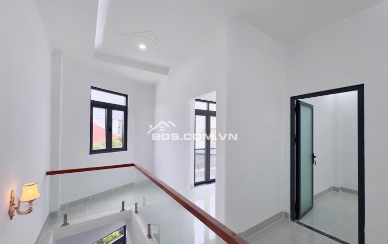Bán nhà 1 lầu 1 trệt phường Quang Vinh ngay trung tâm Biên Hoà