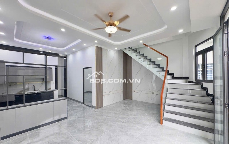 Bán nhà 1 lầu 1 trệt phường Quang Vinh ngay trung tâm Biên Hoà