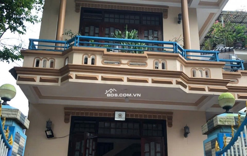 Cần bán nhà BÌnh tân giá 3tỉ 8  thương luọng dt 60m2