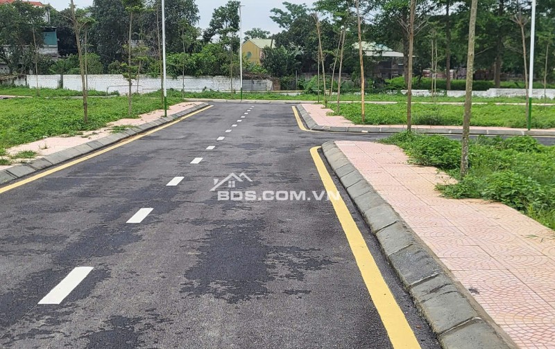Bán nhanh lô SIÊU PHẨM CỰC ĐẸP giá F0  tại Hòa Lạc