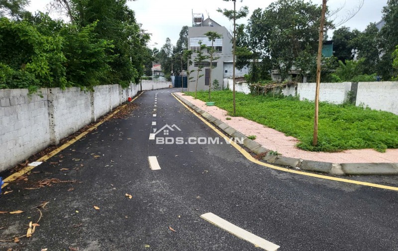 Bán nhanh lô SIÊU PHẨM CỰC ĐẸP giá F0  tại Hòa Lạc
