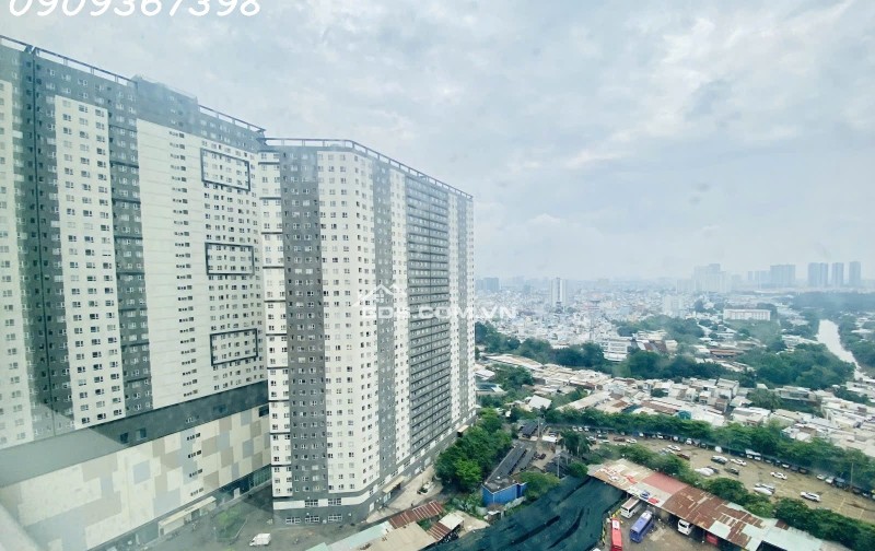 CĂN HỘ NGAY MẶT TIỀN CAO LỖ - GẦN PARC MALL - VIEW QUẬN 1 - GIÁ CỰC TỐT