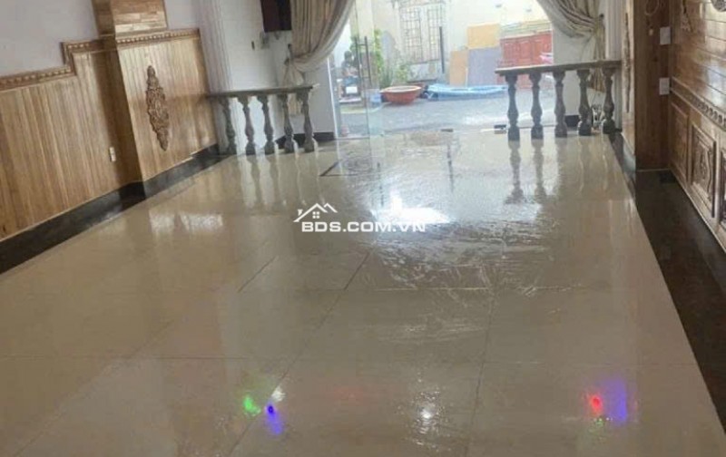 BÁN NHÀ QUẬN 12 DIỆN TÍCH KHỦNG 120M2 4 LẦU NGANG 4.7M DÀI 25 HXH CHỈ CÒN 6.3 TỶ