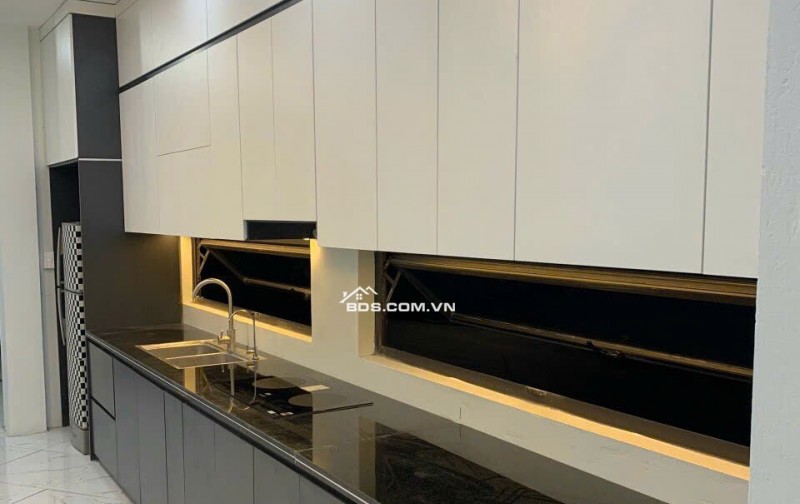 Nhà phân lô ôtô tránh - góc 3 mặt tiền thoáng - kinh doanh - Trung Tâm Đan Phượng - khu ẩm thực