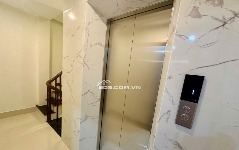 Cho thuê nhà 6 tầng x thang máy 50m cực đẹp tại ngõ 572 Ngọc Thụy