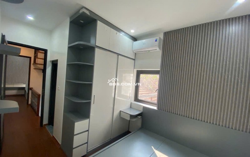 BÁN NHÀ RIÊNG HIẾM CÓ TẠI KHƯƠNG ĐÌNH – NHỈNH 14 TỶ – 65M2 – NGÕ KINH DOANH SẦM UẤT