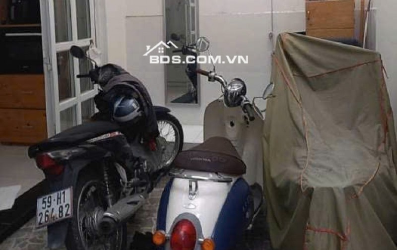 NHÀ GẦN MẶT TIỀN CỘNG HÒA – GIÁ TỐT – CHỦ NHIỆT TÌNH
