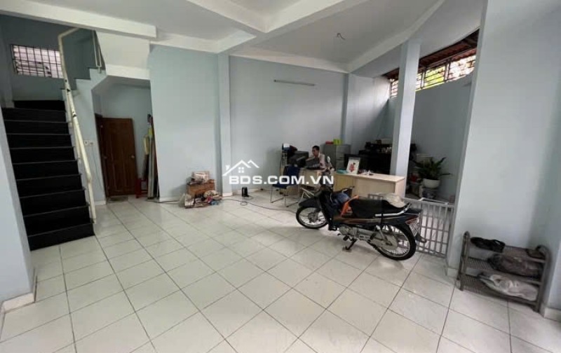 NHÀ CHÍNH CHỦ GẤP BÁN ĐỂ CHUYỂN ĐI NƠI KHÁC