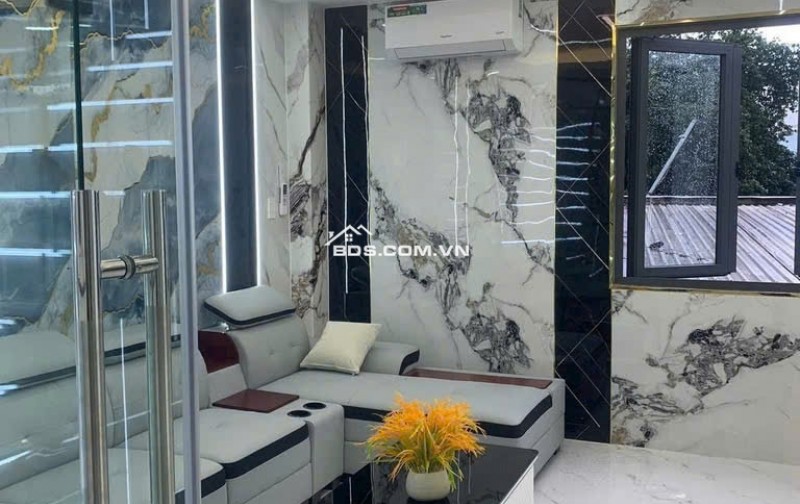 NHÀ MỚI 100%  TÂN CHÁNH HIỆP 5 LẦU 4PN  CHỖ ĐỂ XE HƠI NHỈNH 6 TỶ