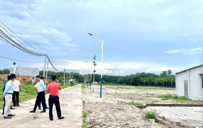 CẦN TIỀN BÁN GẤP LÔ ĐẤT Ở ĐÔ THỊ 200M², GIÁ CHỈ 600 TRIỆU Ở CHƠN THÀNH