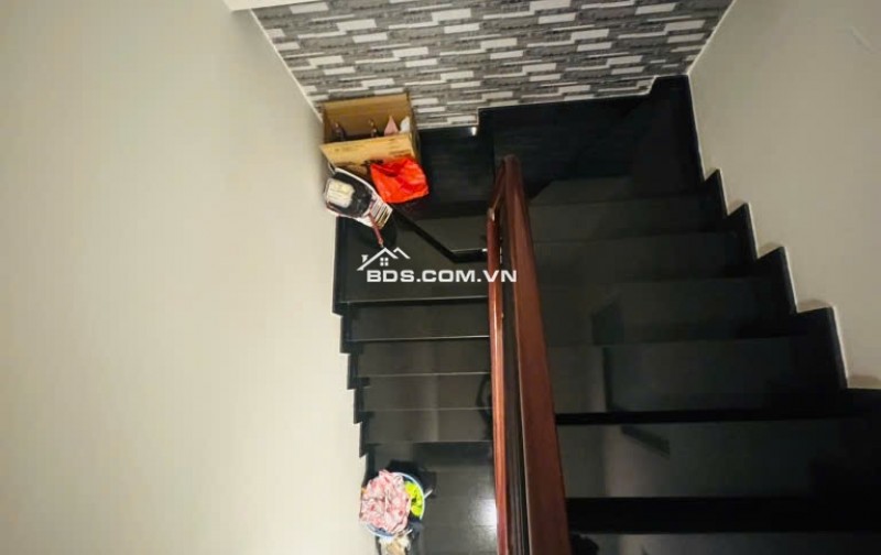 BÁN NHÀ ĐẸP 1/ - TRẦN ĐẠI NGHĨA - 42M2 (4X10.5M) - 3 TẦNG - 3PN - HẺM 3M - 4 TỶ.