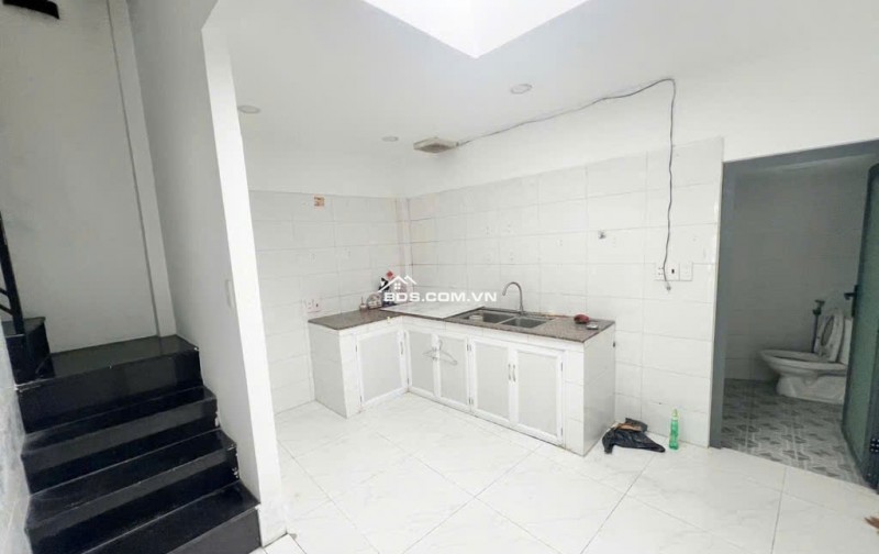 CHÍNH CHỦ BÁN NHÀ 2 TẦNG - HƯƠNG LỘ 2 - 64M2 (4X16M)- HẺM XE TẢI - NHỈNH 4 TỶ XÍU XIU .