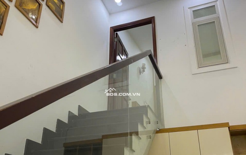 Căn Góc Linh Trung – Hẻm Xe Hơi, Gần ĐH SPKT – 4,5 tỷ
