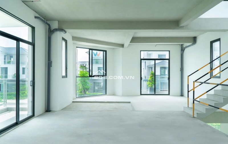 Bán nhà phố biệt thự Trung tâm quận 2 - Tp. Hồ Chí Minh