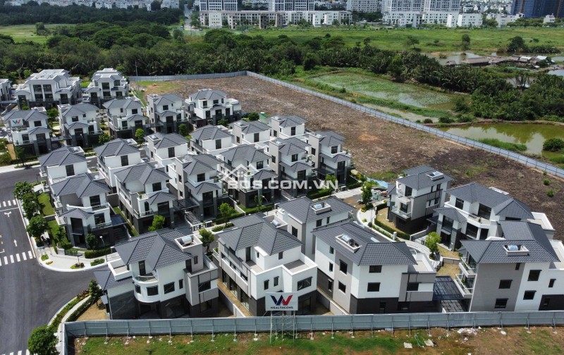 Bán nhà phố biệt thự Trung tâm quận 2 - Tp. Hồ Chí Minh