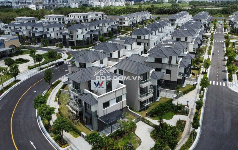 Bán nhà phố biệt thự Trung tâm quận 2 - Tp. Hồ Chí Minh