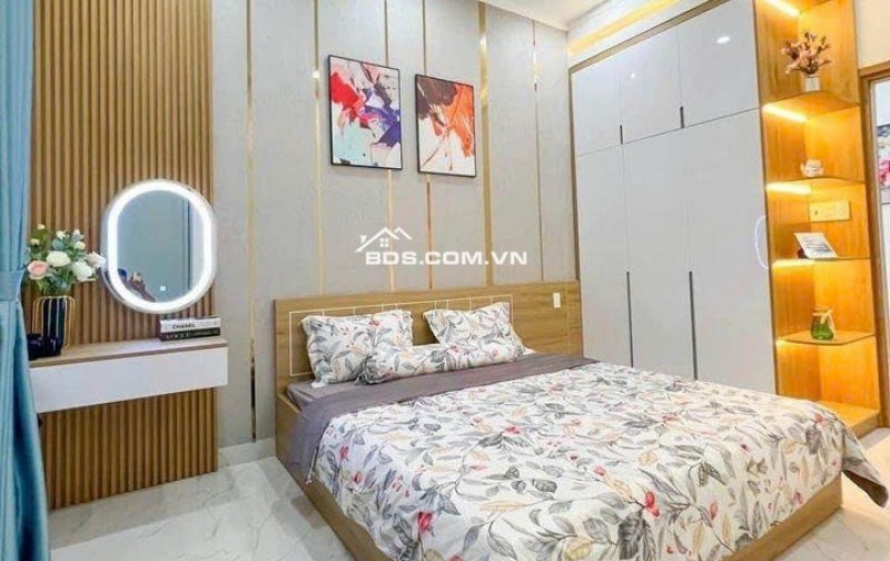 BÁN GẤP NHÀ LẦU NGAY THỦ DẦU 1