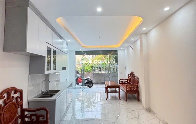 Bay Nhanh - Chủ hạ sốc 500tr!!! Nhà cực đẹp - Đối diện Aeon Mall - 36m2 - chỉ 5.7 tỷ