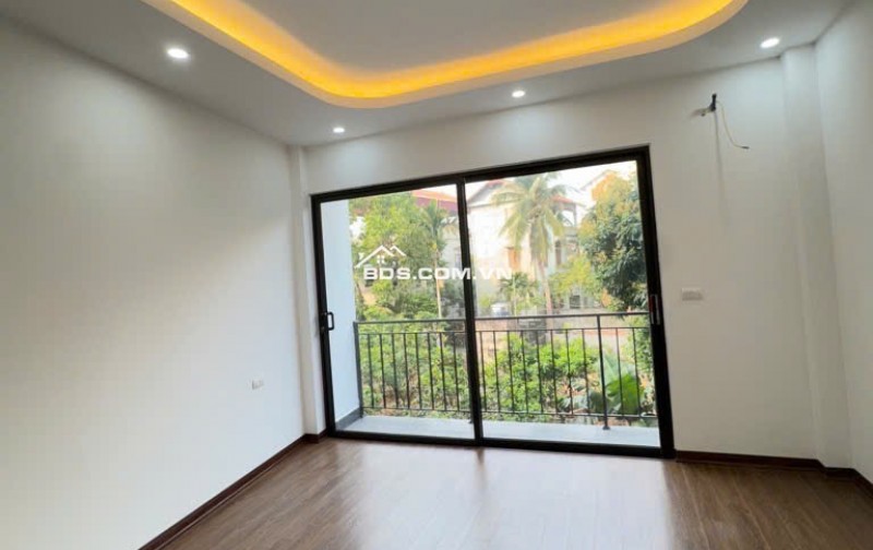 Bay Nhanh - Chủ hạ sốc 500tr!!! Nhà cực đẹp - Đối diện Aeon Mall - 36m2 - chỉ 5.7 tỷ