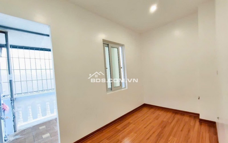 Nhà đẹp Phố Bạch Đằng –26m2 x 3 Tầng 3 Ngủ, Gần Hồ Gươm, SĐCC, 5.58 tỷ