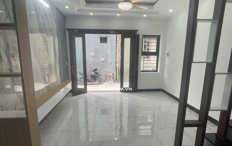 BÁN NHÀ RIÊNG TẠI ĐỒNG MAI - 5 TỶ - Ô TÔ ĐỖ DỪNG THOẢI MÁI
