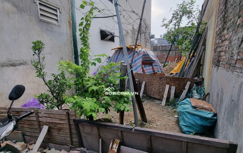 Tôi Chính chủ bán vội 52m đất thổ cư, gần trường học, mẫu giáo, chợ