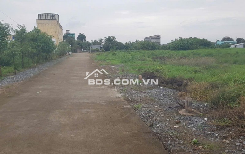 BÁN ĐẤT THỔ CƯ PHƯỜNG LONG THUẬN, TPGC, TIỀN GIANG 200M2 CHỈ 770TR. LH:0906482678.