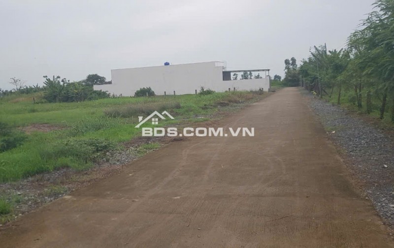 BÁN ĐẤT THỔ CƯ PHƯỜNG LONG THUẬN, TPGC, TIỀN GIANG 200M2 CHỈ 770TR. LH:0906482678.