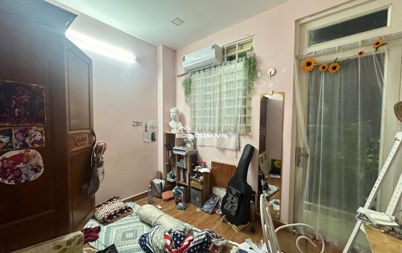 CHÍNH CHỦ – NHÀ ĐẸP 4 TẦNG – HẺM   – Q12,Sổ hồng riêng – Pháp lý chuẩn – Dọn vào ở ngay
