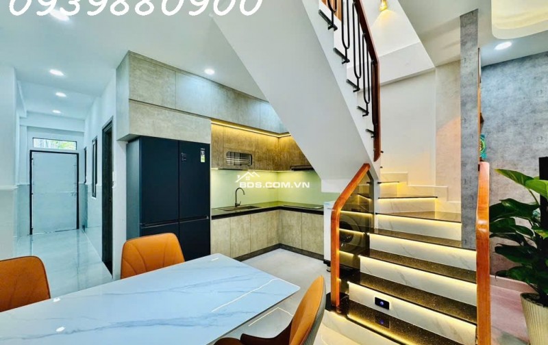 Huỳnh Văn Bánh, nhà mới đẹp - 65m2, 8,25Tỷ TL.