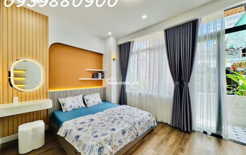 Huỳnh Văn Bánh, nhà mới đẹp - 65m2, 8,25Tỷ TL.
