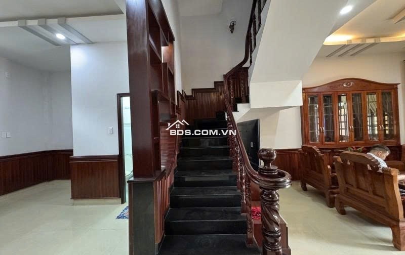 NHÀ 3 TẦNG HXH ĐỖ XUÂN HỢP - CHỈ 7 TỶ NHỈNH
