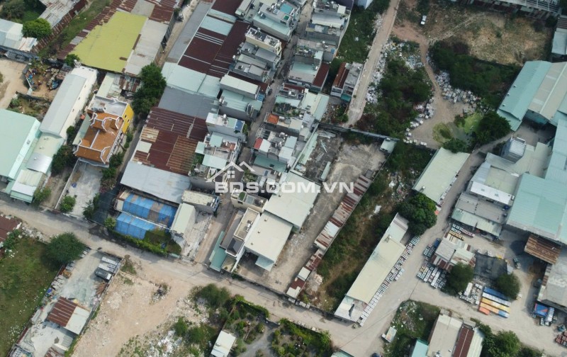 Chính Chủ Cần Bán 2000m² Đất Có Kho Xưởng – Khu Bình Thành