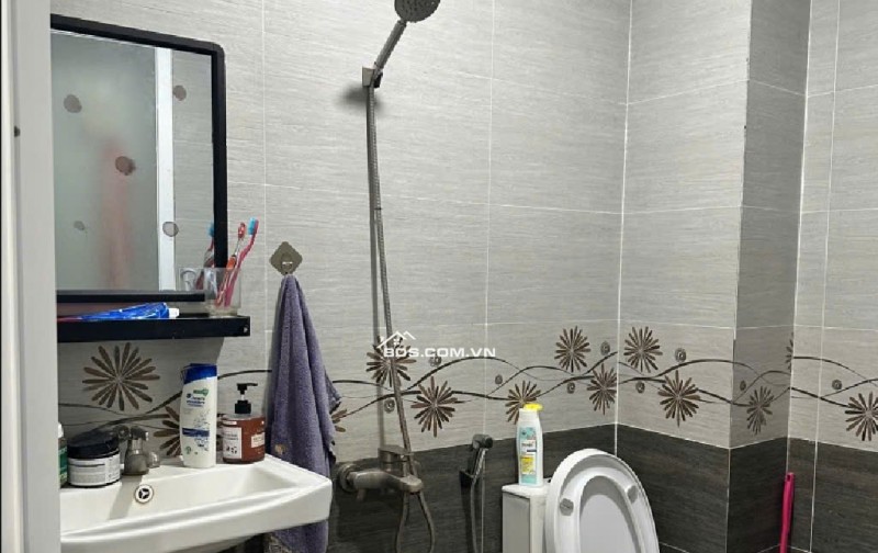 BÁN NHÀ HẺM PHAN HUY ÍCH, LÔ GÓC 2MT HẺM 8M, DT 90m2 x 2 TẦNG BTCT, GIÁ NHỈNH 7 TỶ. LH:0988404529.