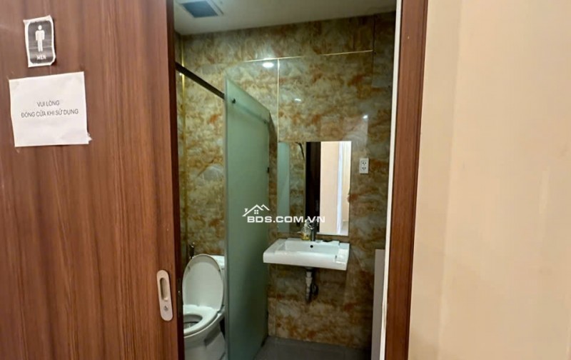  CHÍNH CHỦ CHO THUÊ MẶT BẰNG VỊ TRÍ VÀNG TẠI QUẬN 3 - 64 BÀ HUYỆN THANH QUAN 