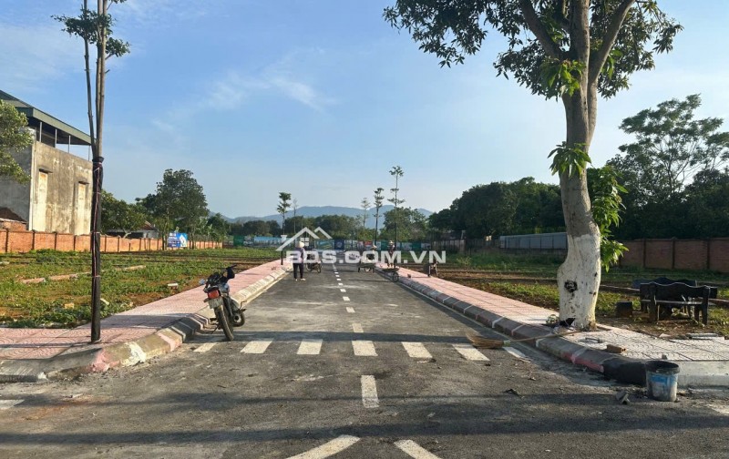Bán đất nền khu đô thị vệ tinh Hoà Lạc( khu Phú Cát) cạnh khu nhà máy in tiền