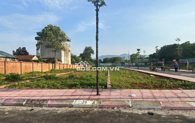 Bán đất nền khu đô thị vệ tinh Hoà Lạc( khu Phú Cát) cạnh khu nhà máy in tiền