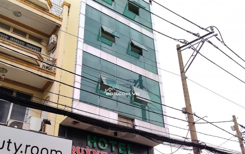 Nhà mặt phố 6 tầng, tọa lạc tại đường Thống Nhất, Phường 11, Gò Vấp, Hồ Chí Minh, với diện tích 105m2.