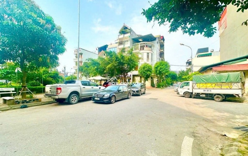 SIÊU PHẨM LÔ GÓC - PHÂN LÔ VIP X2B TAM TRINH VỈA HÈ Ô TÔ TRÁNH