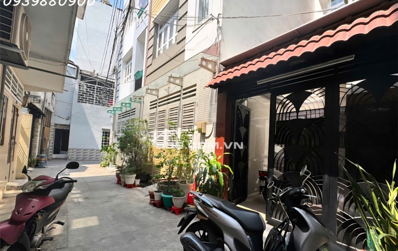 Sát mặt tiền Phan Đăng Lưu - 60m2, 4PN - 8,75Tỷ