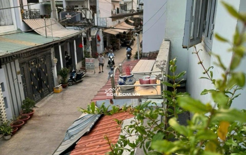 BÁN NHÀ MẶT PHỐ - GIÁ TỐT