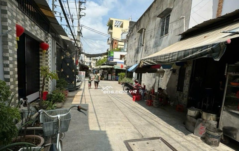 BÁN NHÀ MẶT PHỐ - GIÁ TỐT