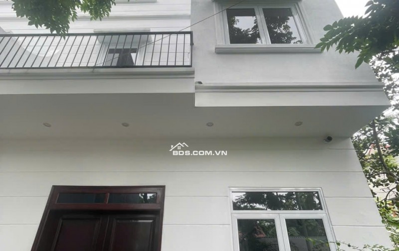 SIÊU PHẨM NHÀ CAO VIÊN + SÂN + CÂY CẢNH VIEW NHƯ BIỆT THỰ.