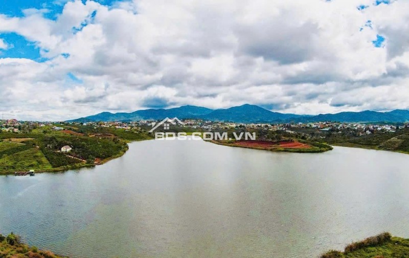 ĐẤT VEN HỒ VIEW ĐẸP SỔ ĐỎ RIÊNG - ĐẦY TIỀM NĂNG TẠI DI LINH