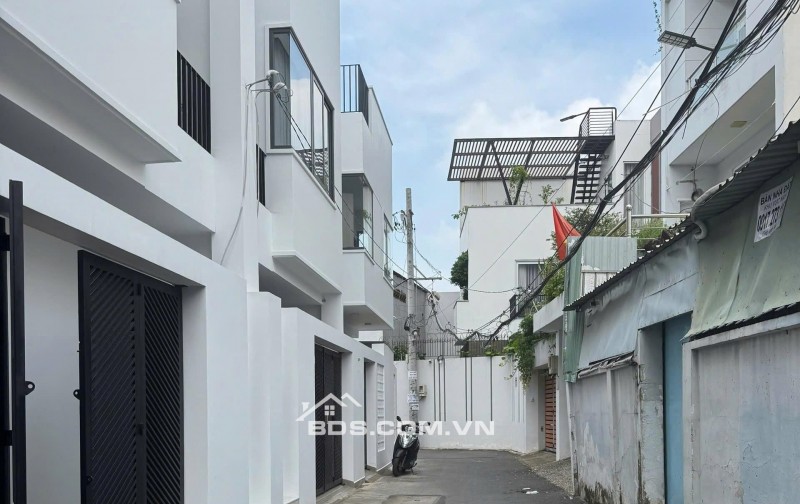 Bán nhà riêng, 3 tầng mới xây, Tô Ngọc Vân, Linh Tây, Thủ Đức - 7 tỷ