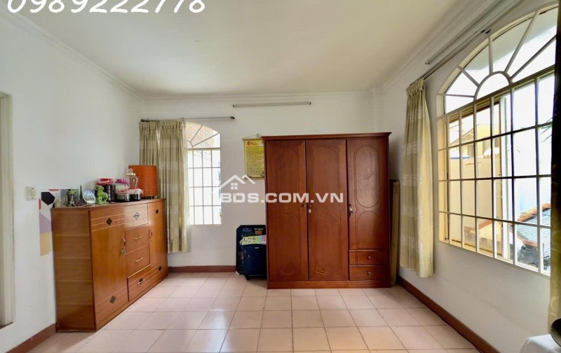 SIÊU PHẨM NHÀ 2 MẶT TIỀN - HẺM ÔTÔ LÝ THUYẾT - NGÃ 4 PHÚ NHUẬN - 80M²(4.8x17) Nở hậu - 3 TẦNG - 4PN 5WC - 1 ĐỜI CHỦ  - NHÀ ĐẸP - HOÀN CÔNG ĐỦ -