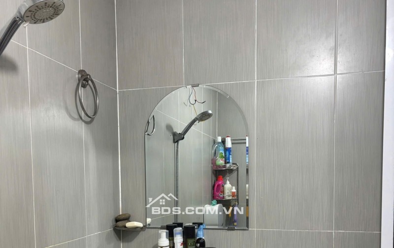 CHỦ BÁN CĂN HỘ HÒA BÌNH, THANG MÁY, QUẬN 10 - GIÁ CHỈ 2.8 TỶ